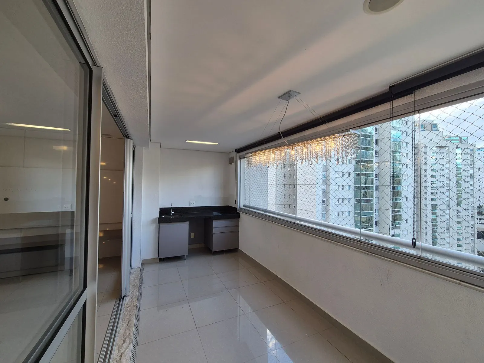 Apartamento Ed. Cennario 3 Quartos andar alto 2 Vagas miniatura 5