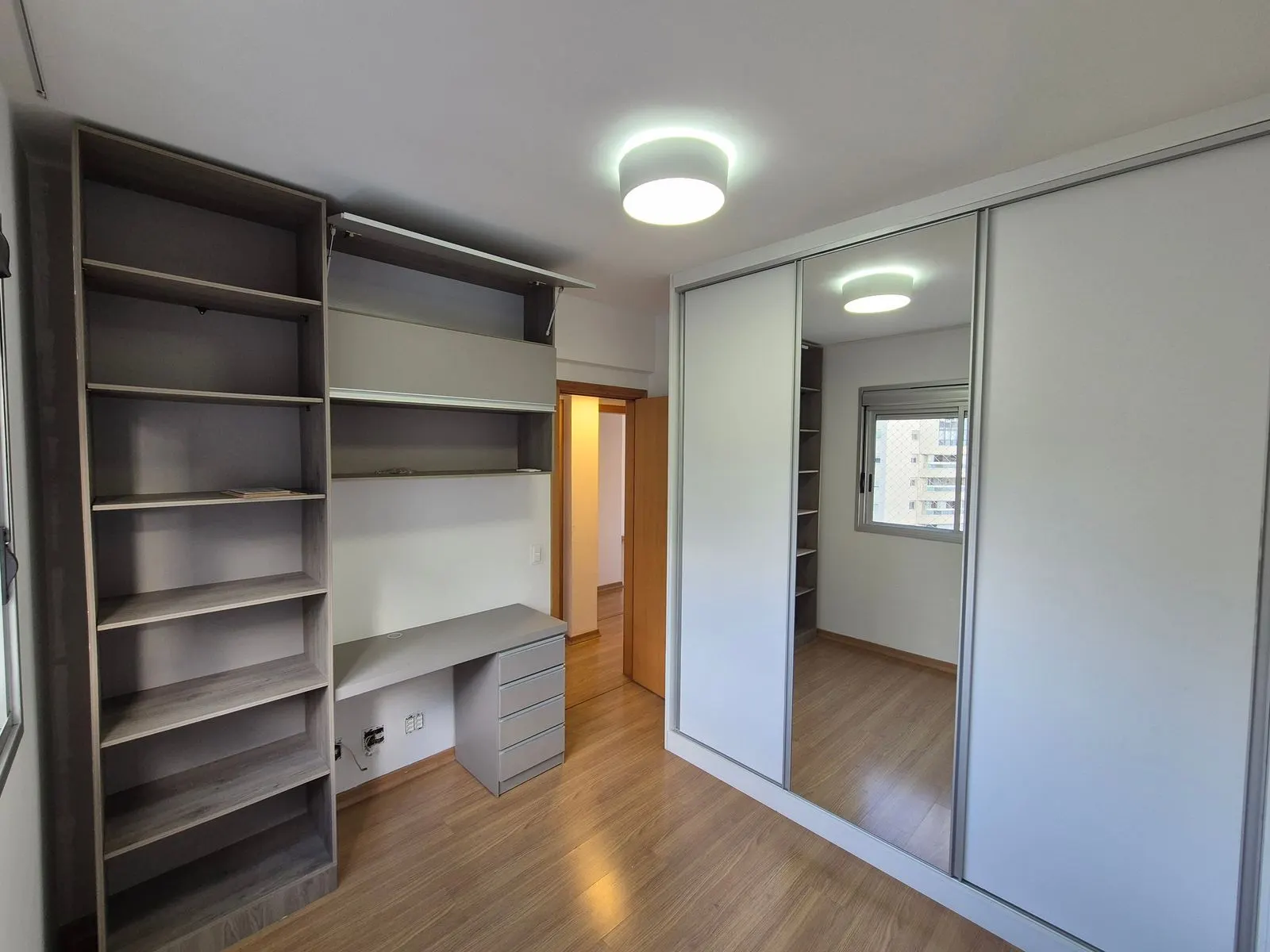 Apartamento Ed. Cennario 3 Quartos andar alto 2 Vagas miniatura 6