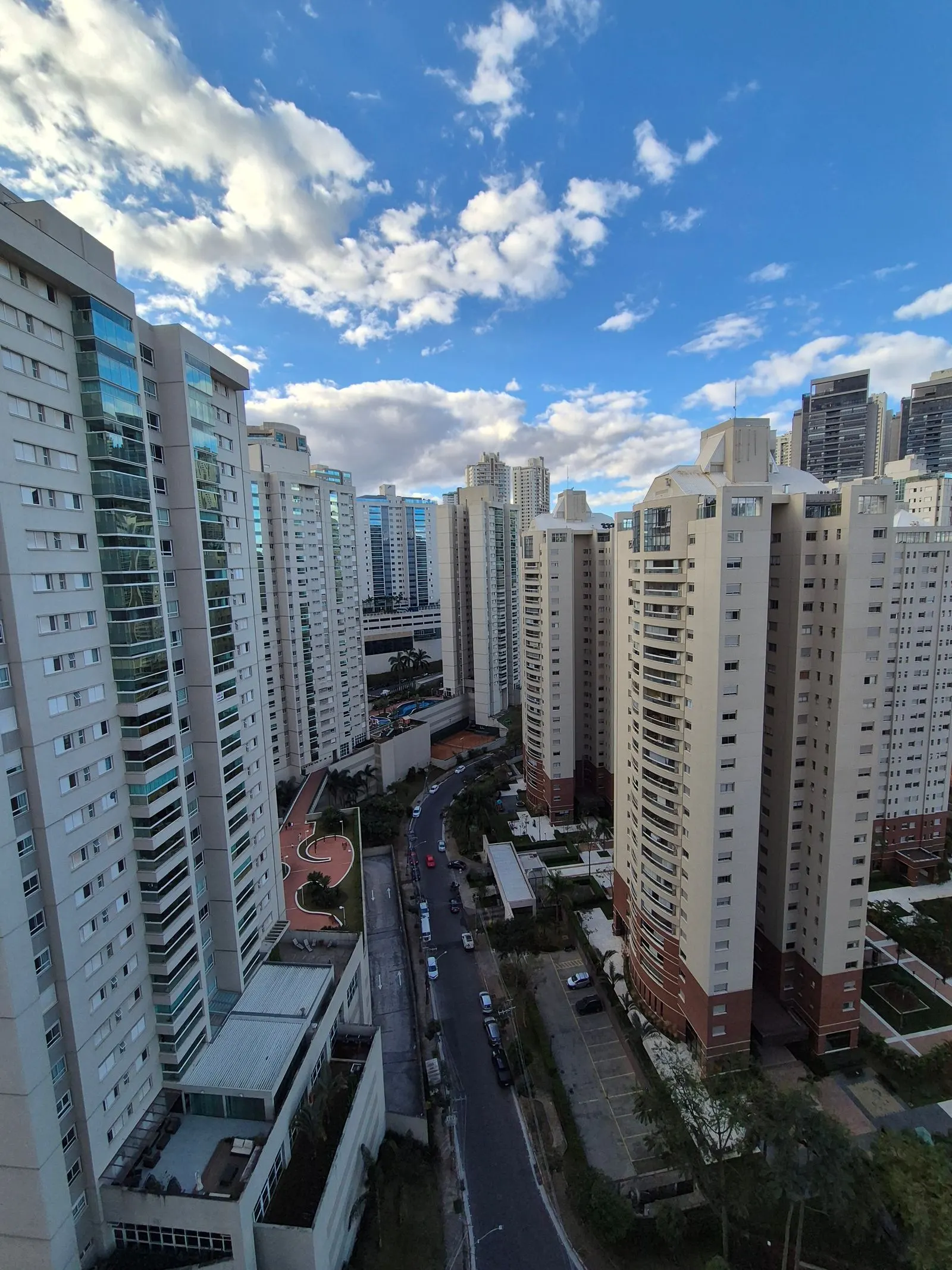 Apartamento Ed. Cennario 3 Quartos andar alto 2 Vagas miniatura 7