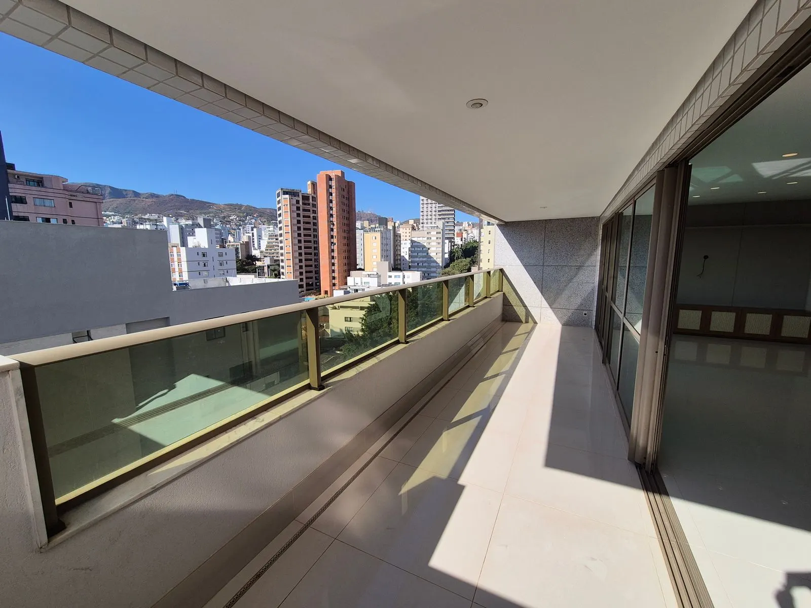 Localização excelente Apartamento Novo Varanda Gourmet 4 Quartos 3 Vagas livres miniatura 5