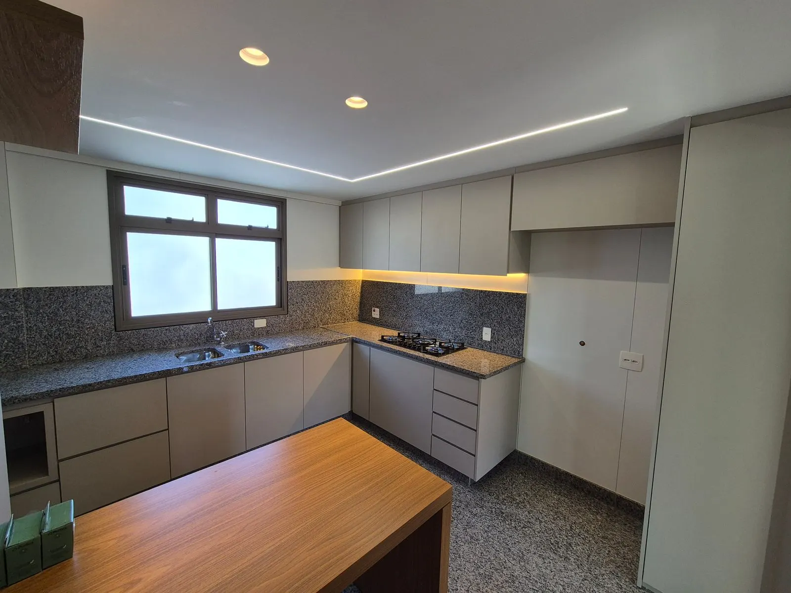 Localização excelente Apartamento Novo Varanda Gourmet 4 Quartos 3 Vagas livres miniatura 10