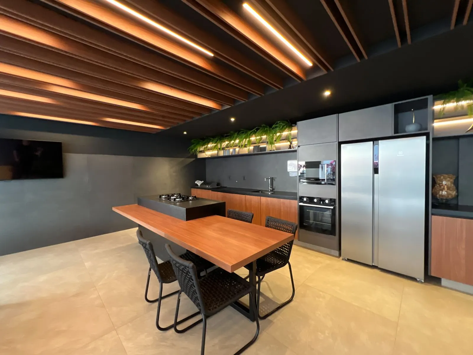 Apartamento 3 quartos com suíte, lavabo, lazer, padrão Capanema miniatura 19