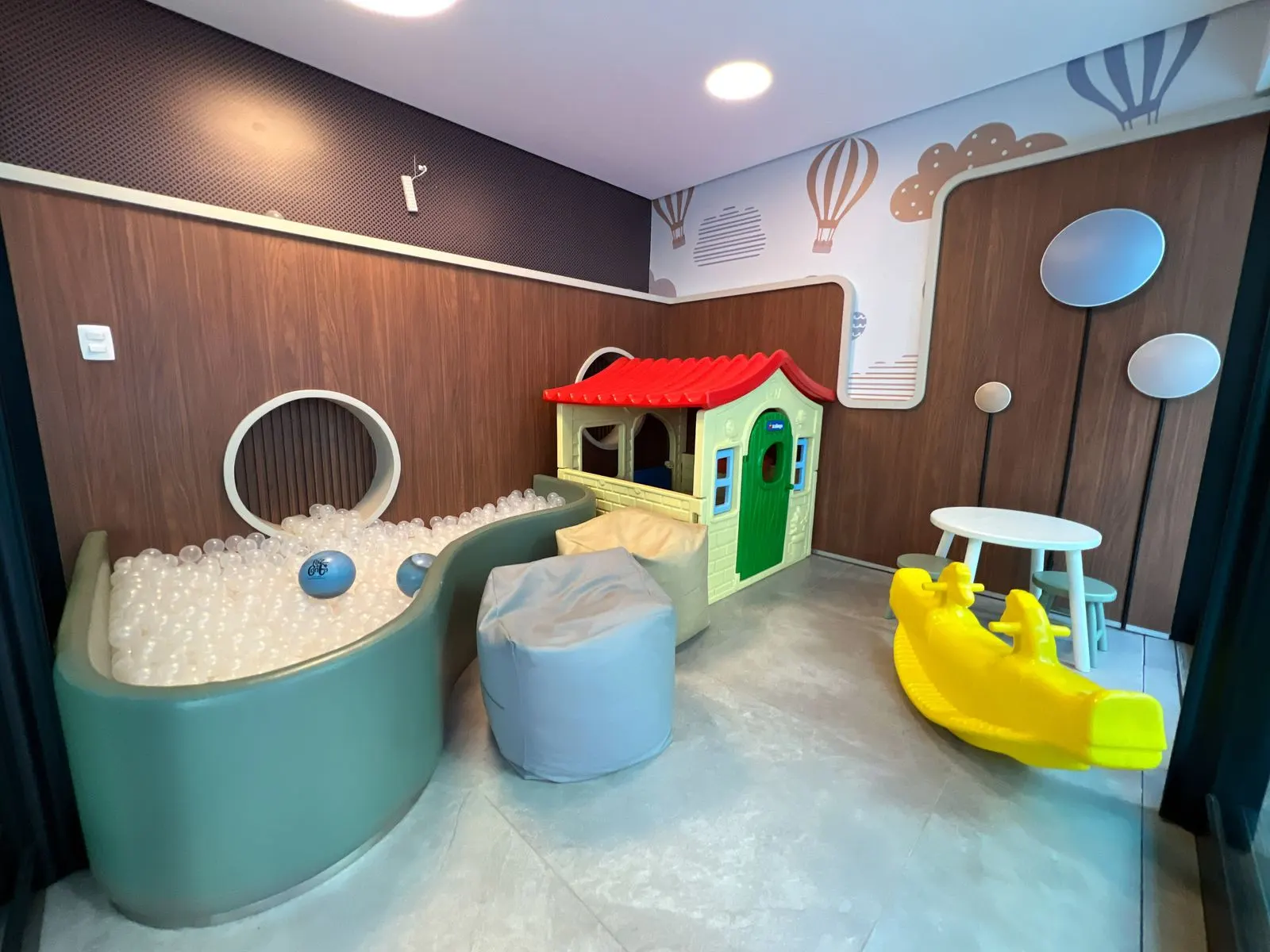 Apartamento 3 quartos com suíte, lavabo, lazer, padrão Capanema miniatura 23