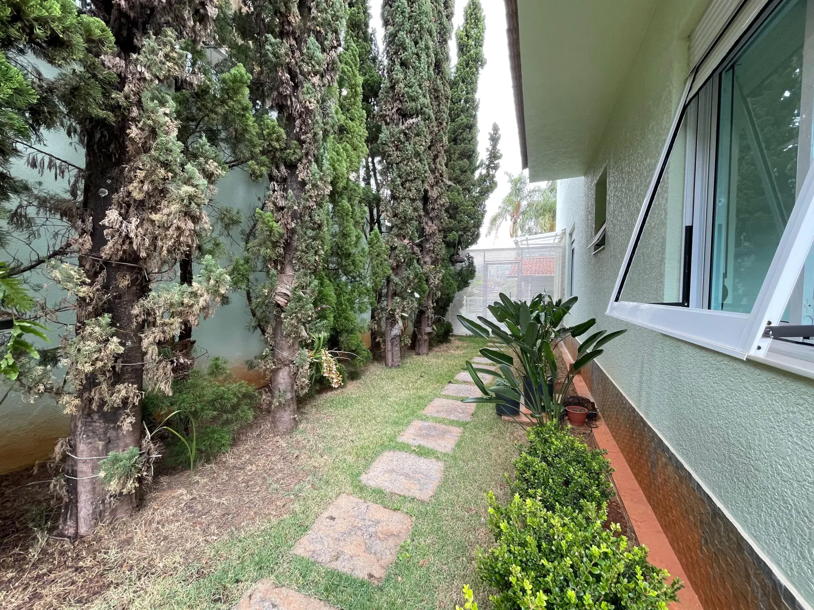 Propriedade para venda - Belvedere - 900m2 - paisagismo e gramado- 5 quartos - 3 suítes - segura - ponto nobre, foto 12