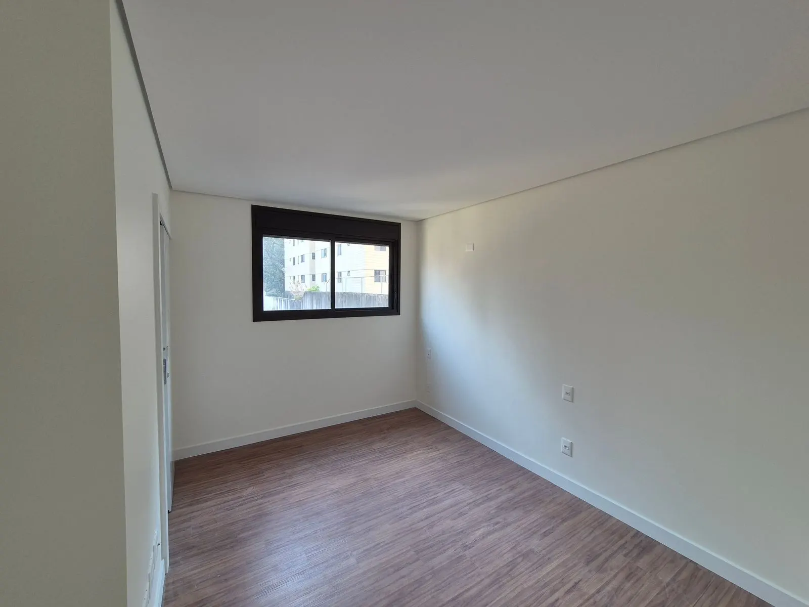 Apartamento Novo no Bairro de Lourdes para Investir ou Morar miniatura 12
