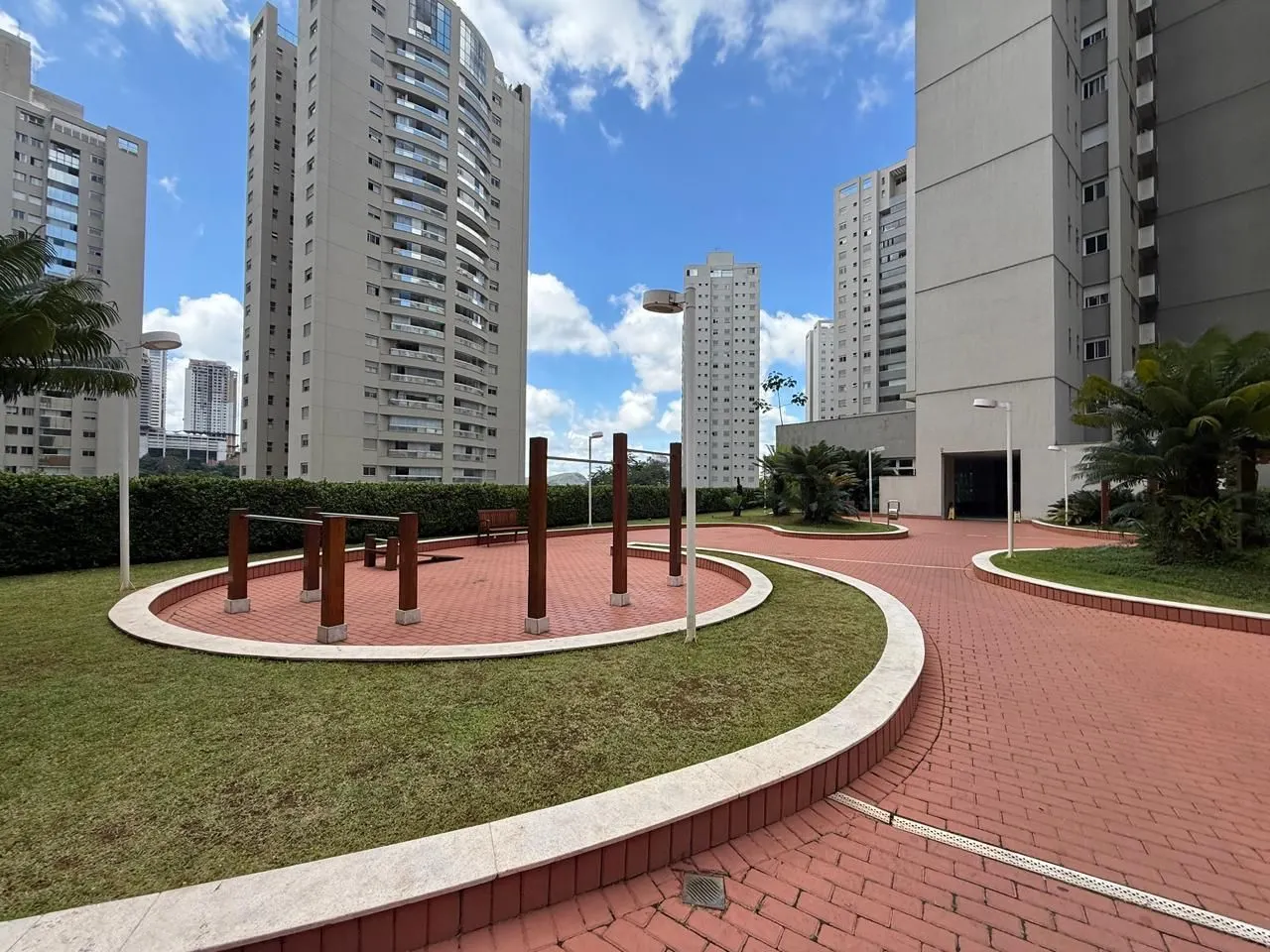 Alto Luxo no Vila da Serra - Área Privativa de 310m² - 4 suítes - adega - automação - 3 vagas e lazer especial miniatura 38