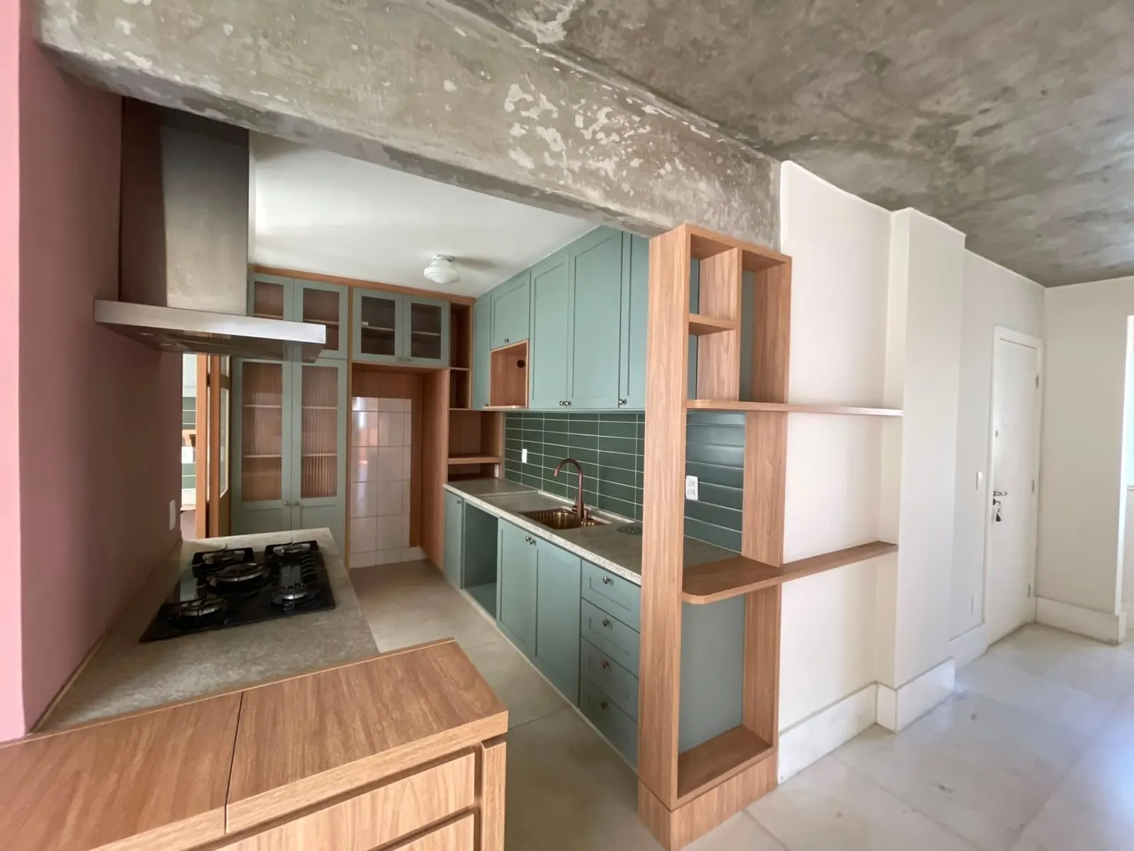 SAVASSI - Ponto nobre - Lindo apartamento  decorado 3 quartos c/ suíte - Lavabo - 2 vagas livres - lazer - prédio imponente miniatura 6