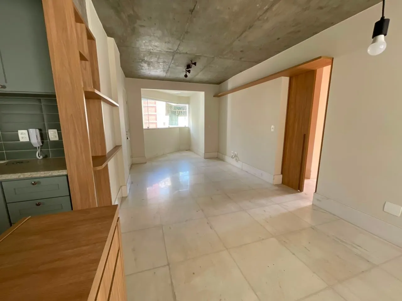 SAVASSI - Ponto nobre - Lindo apartamento  decorado 3 quartos c/ suíte - Lavabo - 2 vagas livres - lazer - prédio imponente miniatura 15