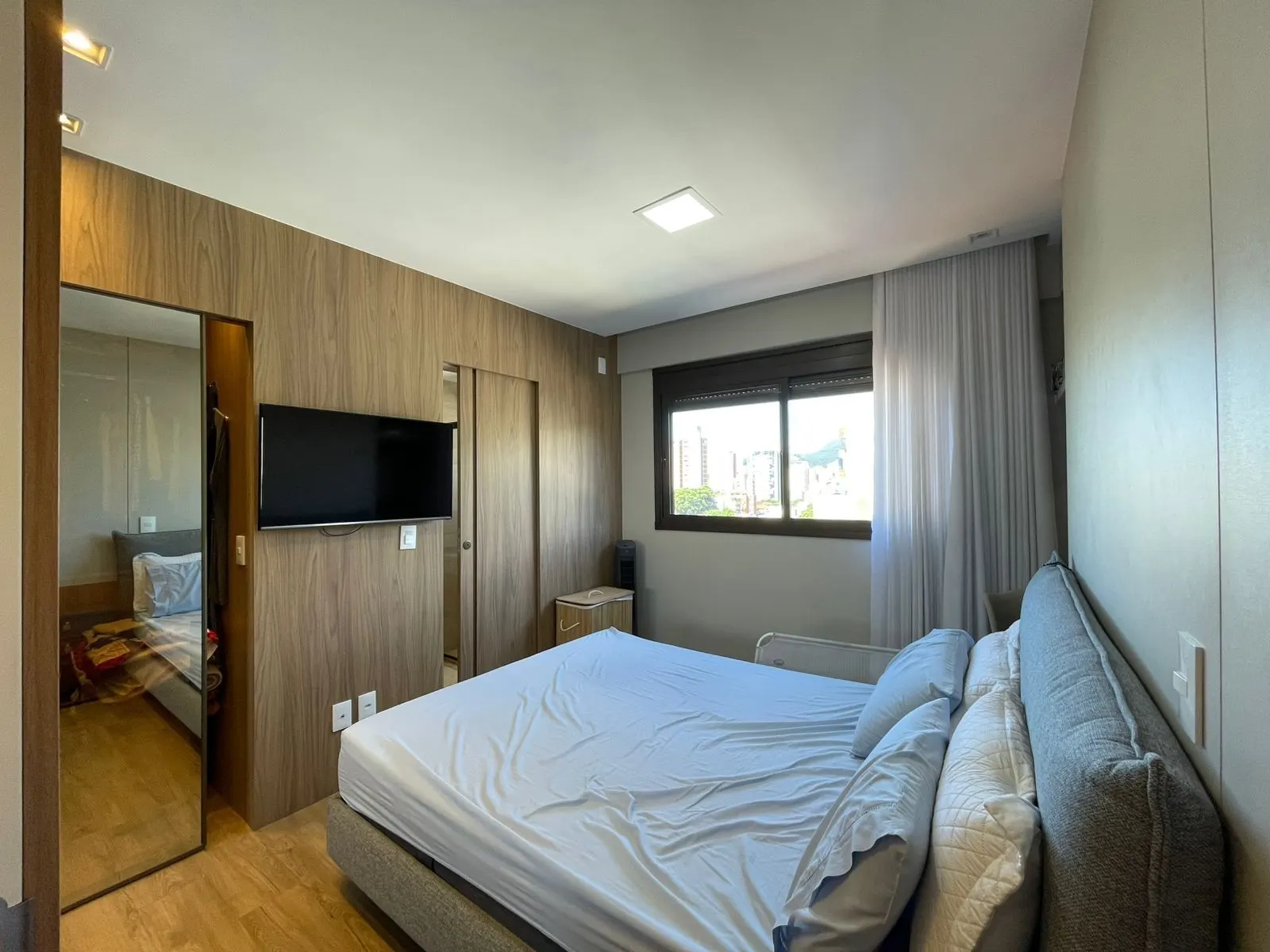 São Pedro/ Sto Antônio - Lindo e decorado 3 quartos c/ suite, closet, semi suite, decorado e montado - vista permanente - lazer - prédio novo - rua plana, foto 17