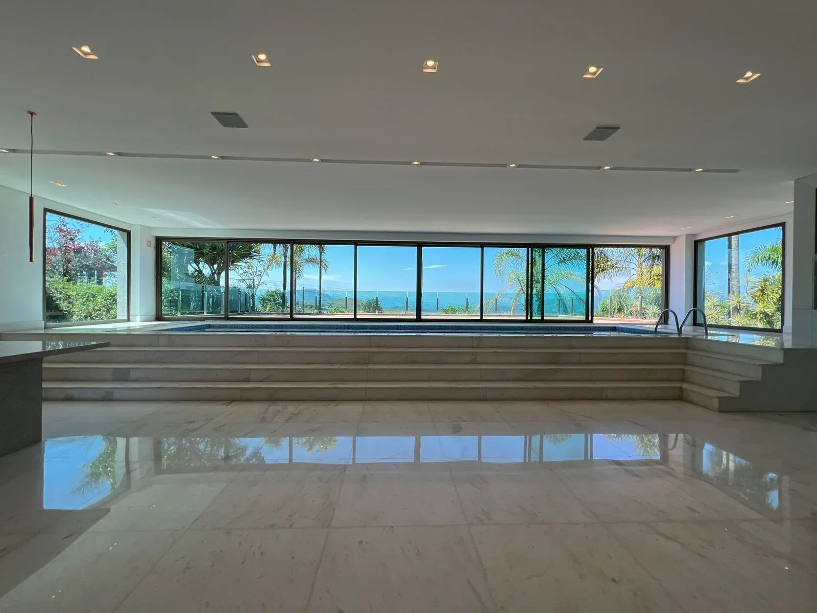 Casa Lindíssima - 5 suítes - elevador - 736m2 construídos | R$ 13.400.000,00 - Vale dos Cristais - Nova Lima - Condomínio Nascentes, foto 7