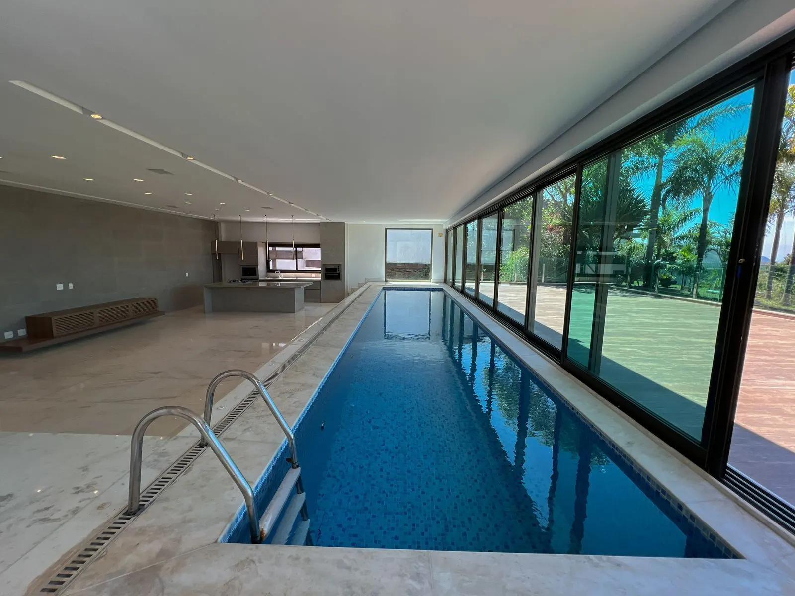 Casa Lindíssima - 5 suítes - elevador - 736m2 construídos | R$ 13.400.000,00 - Vale dos Cristais - Nova Lima - Condomínio Nascentes, foto 10