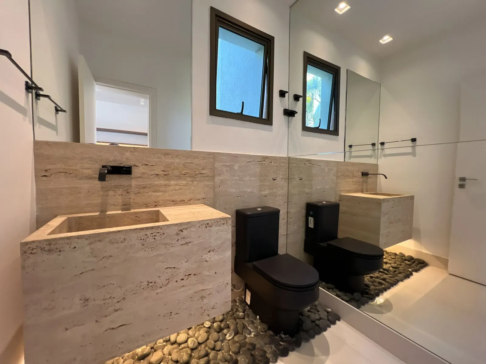 Casa Lindíssima - 5 suítes - elevador - 736m2 construídos | R$ 13.400.000,00 - Vale dos Cristais - Nova Lima - Condomínio Nascentes, foto 24