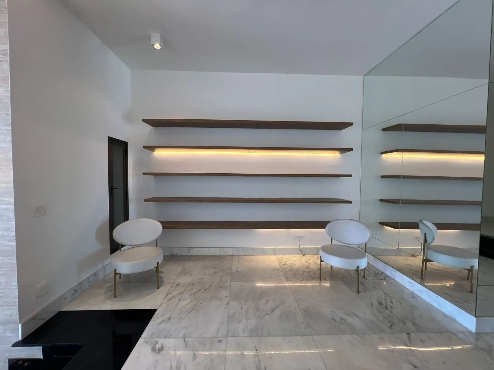 Casa Lindíssima - 5 suítes - elevador - 736m2 construídos | R$ 13.400.000,00 - Vale dos Cristais - Nova Lima - Condomínio Nascentes, foto 47