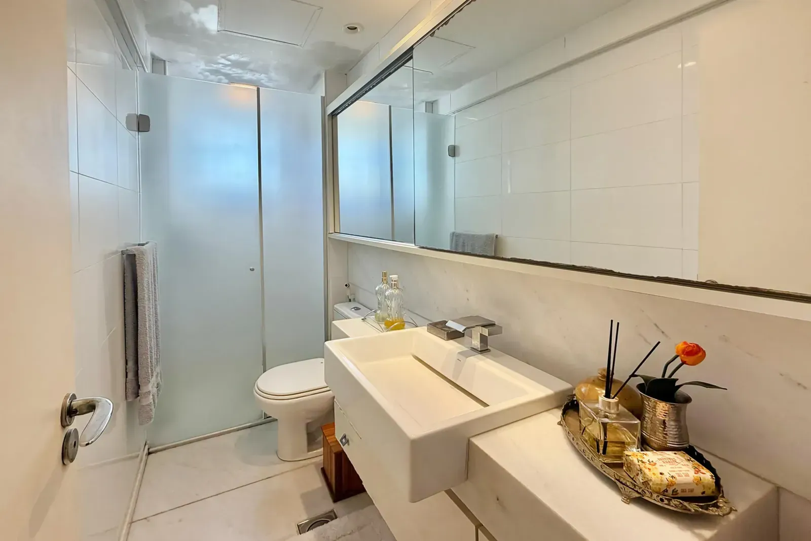 Lindissimo Apartamento de 100m², 4quartos transfomados em 2 c/ 3 vagas e lazer - Sion - vista permanente, foto 19