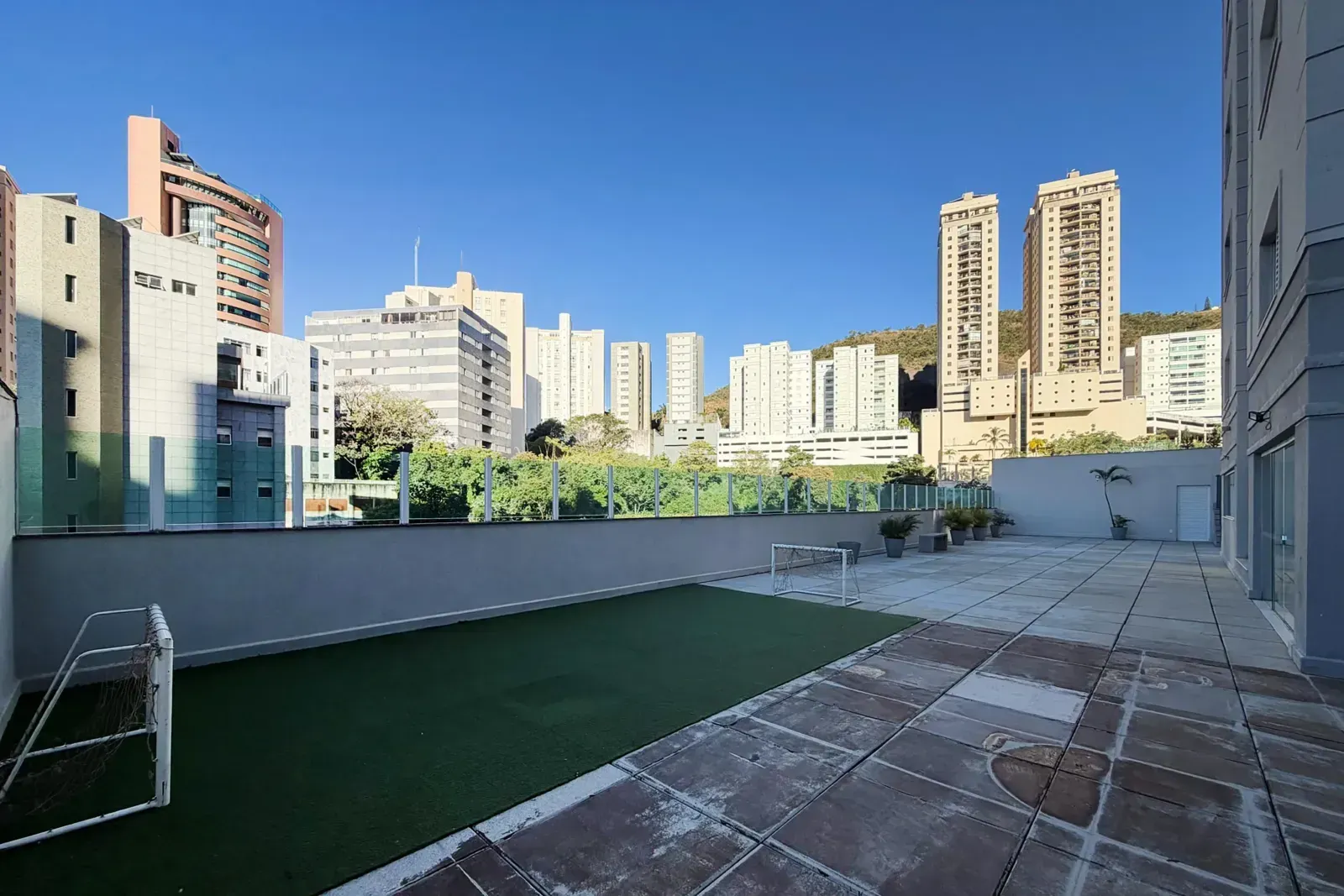 Lindissimo Apartamento de 100m², 4quartos transfomados em 2 c/ 3 vagas e lazer - Sion - vista permanente, foto 32