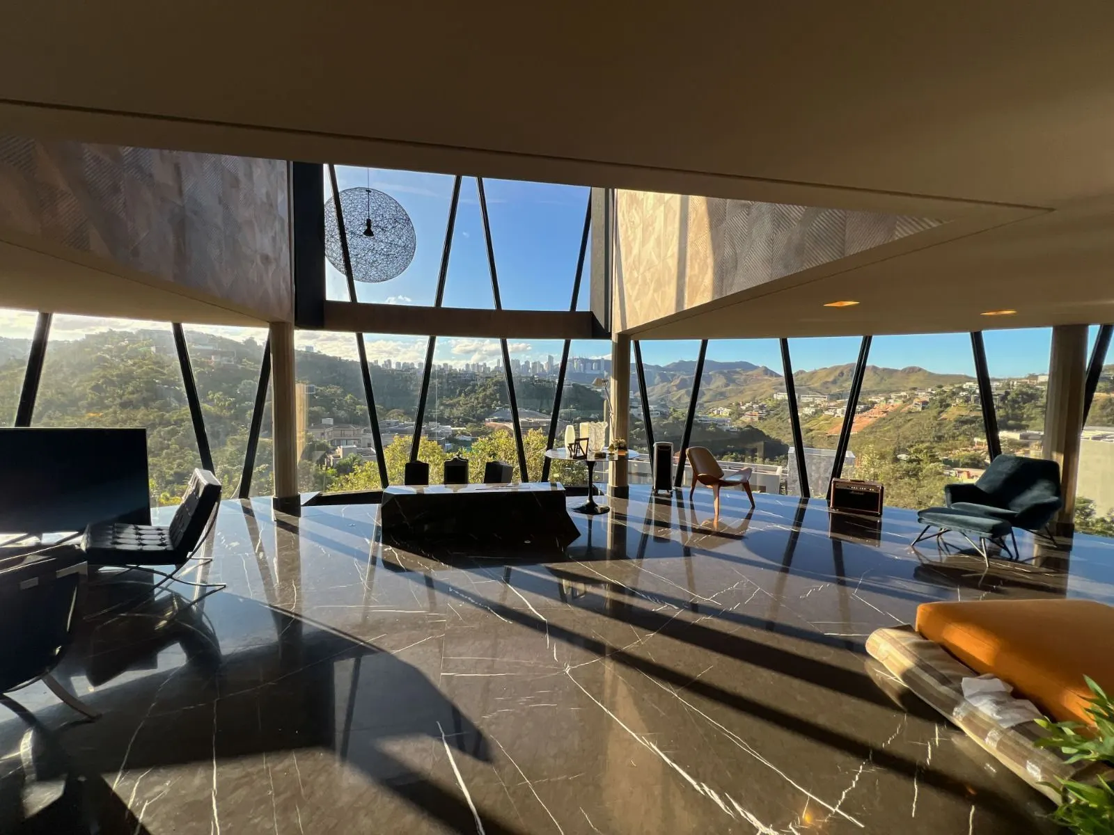 Vale dos Cristais, Nova Lima, MG, Casa Diamante, 5 quartos, 4 suítes, vista espetacular permanente