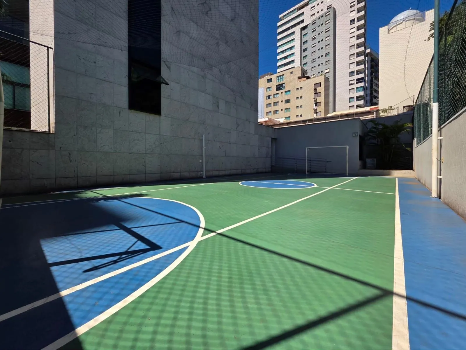 Sion, Lindíssima área privativa, alto padrão, 4 quartos, 3 suítes, 4 vagas, 282m2, lazer, próximo Col. Santa Dorotéia, foto 31