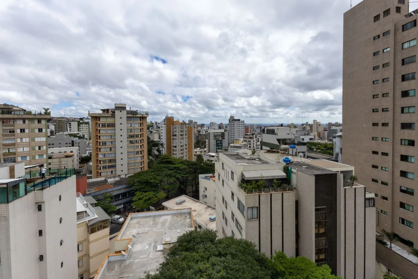 Cobertura duplex, Sion, alto padrão, 3 vagas, 3 quartos, vista permanente, predio novo, foto 30