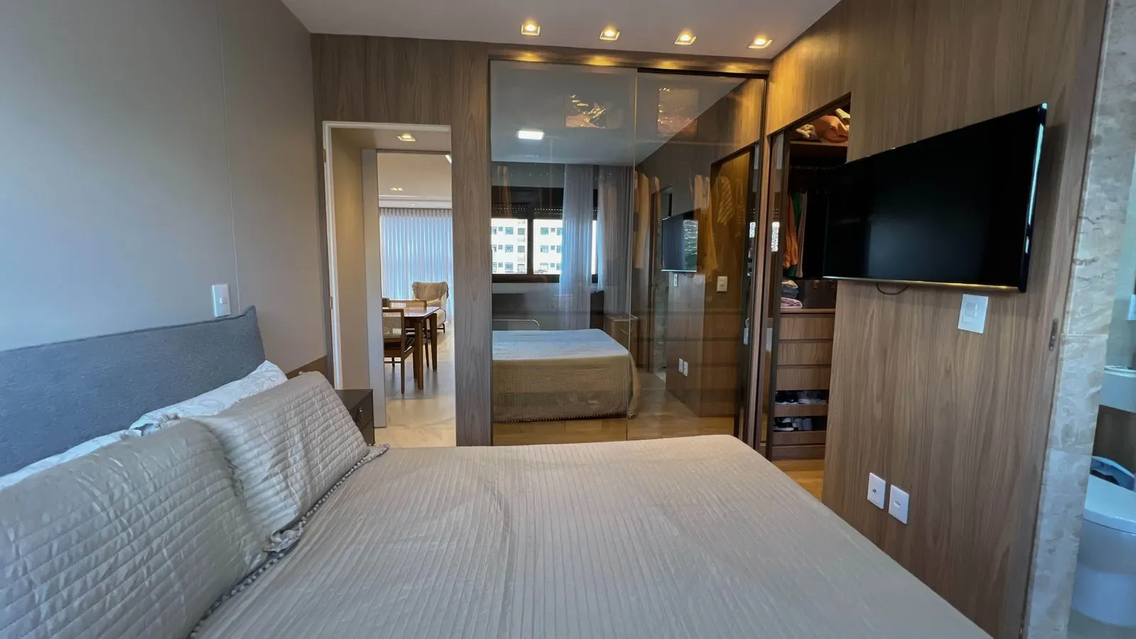 São Pedro/ Sto Antônio - Lindo e decorado 3 quartos c/ suite, closet, semi suite, decorado e montado - vista permanente - lazer - prédio novo - rua plana, foto 18