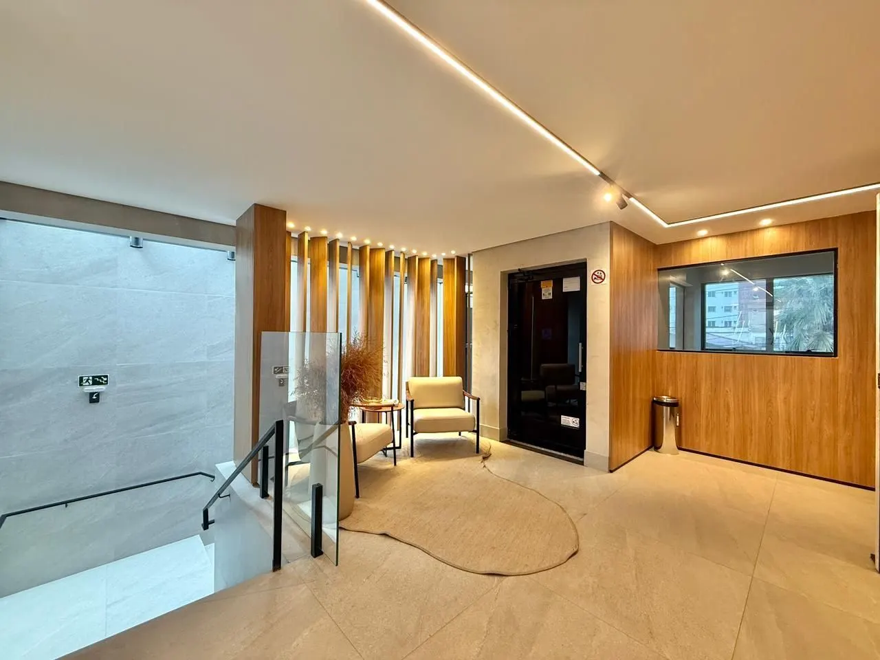 Apartamento no Gutierrez, padrão Capanema, Montado e planejado, ar condicionado, andar alto, lazer, ponto nobre, foto 18