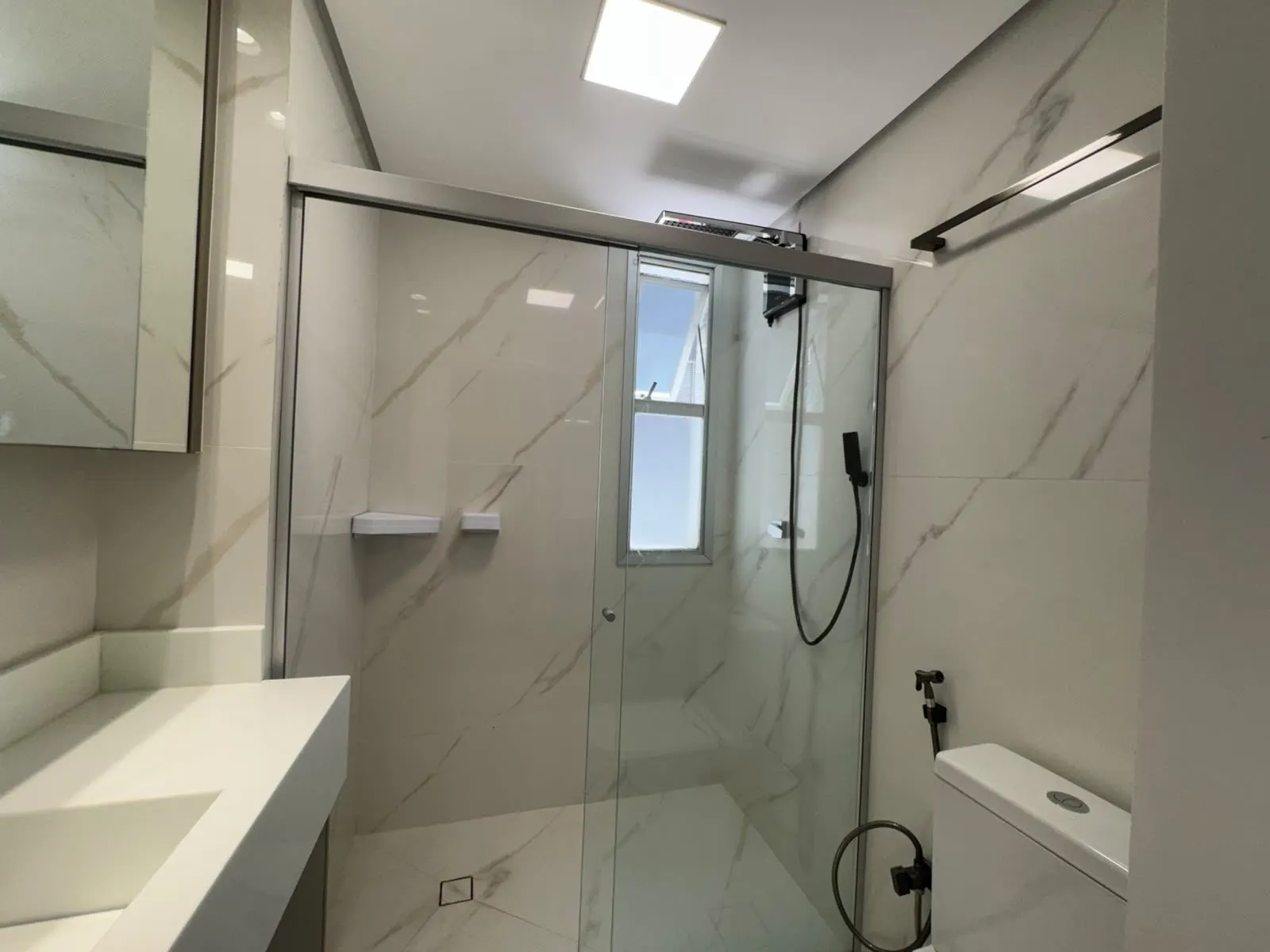 Lindissimo apartamento, bairro de Lourdes shopping Diamond Mall, 110m2, 3qrts, closet, 2 vagas, todo reformado alto padrão, lazer completo, foto 12