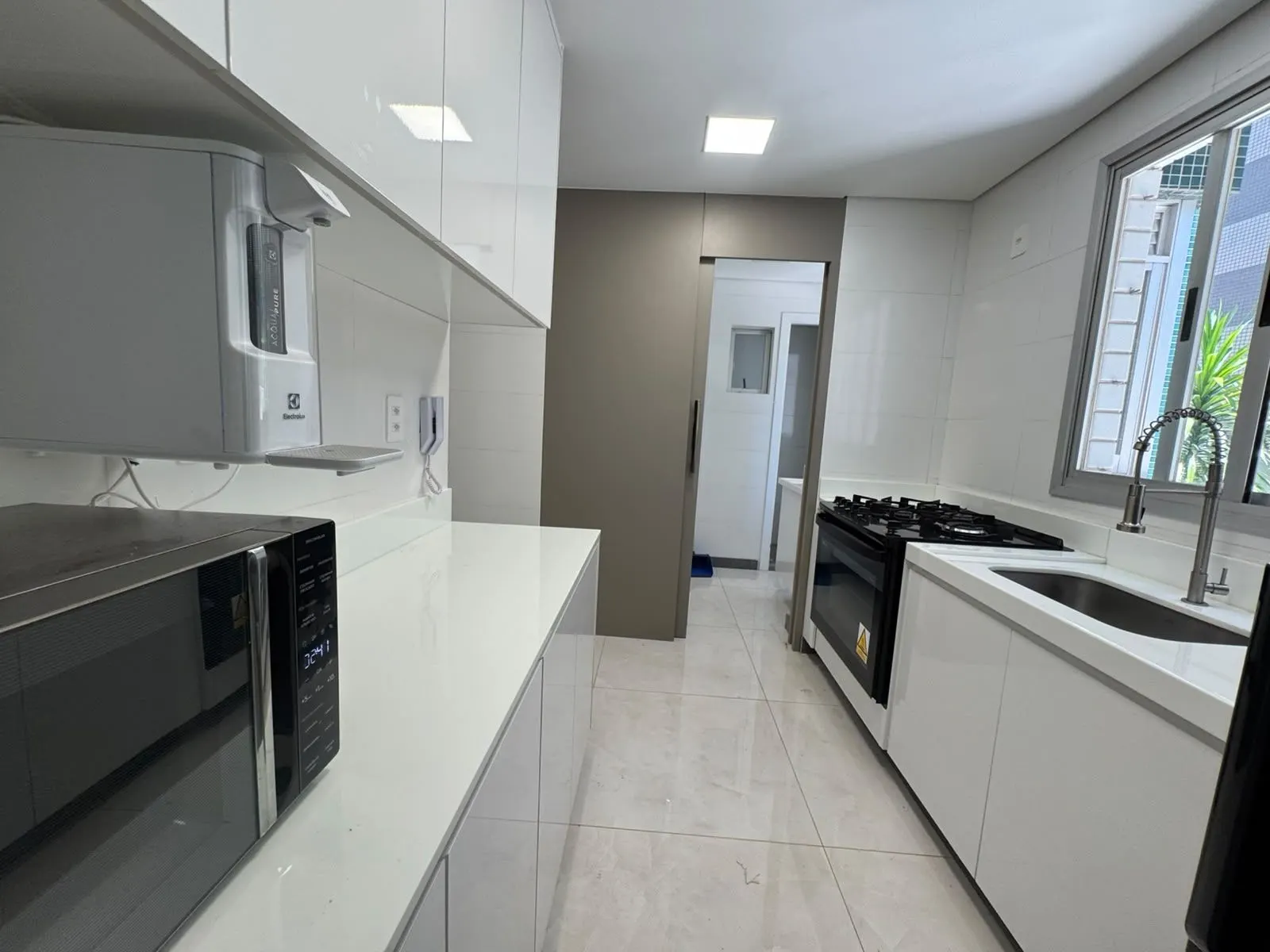 Lindissimo apartamento, bairro de Lourdes shopping Diamond Mall, 110m2, 3qrts, closet, 2 vagas, todo reformado alto padrão, lazer completo, foto 22