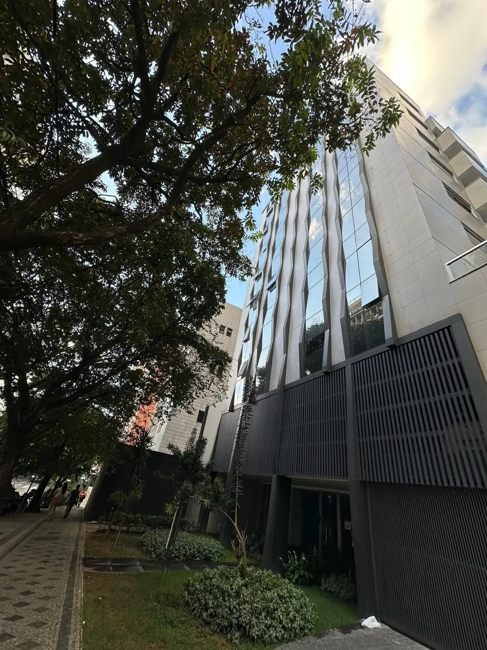 bairro de Lourdes, 2 suítes, lavabo, 2 vagas, condominio enxuto, em frente ao Minas Tenis clube, foto 5