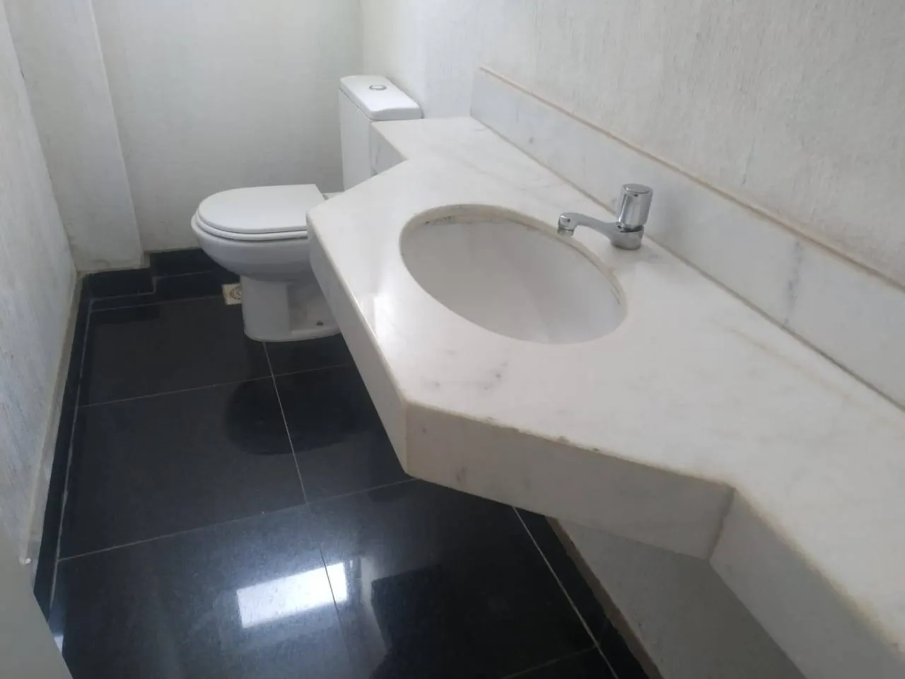 Cobertura Top com 4 quartos, 265 m² à venda em Sion. miniatura 16