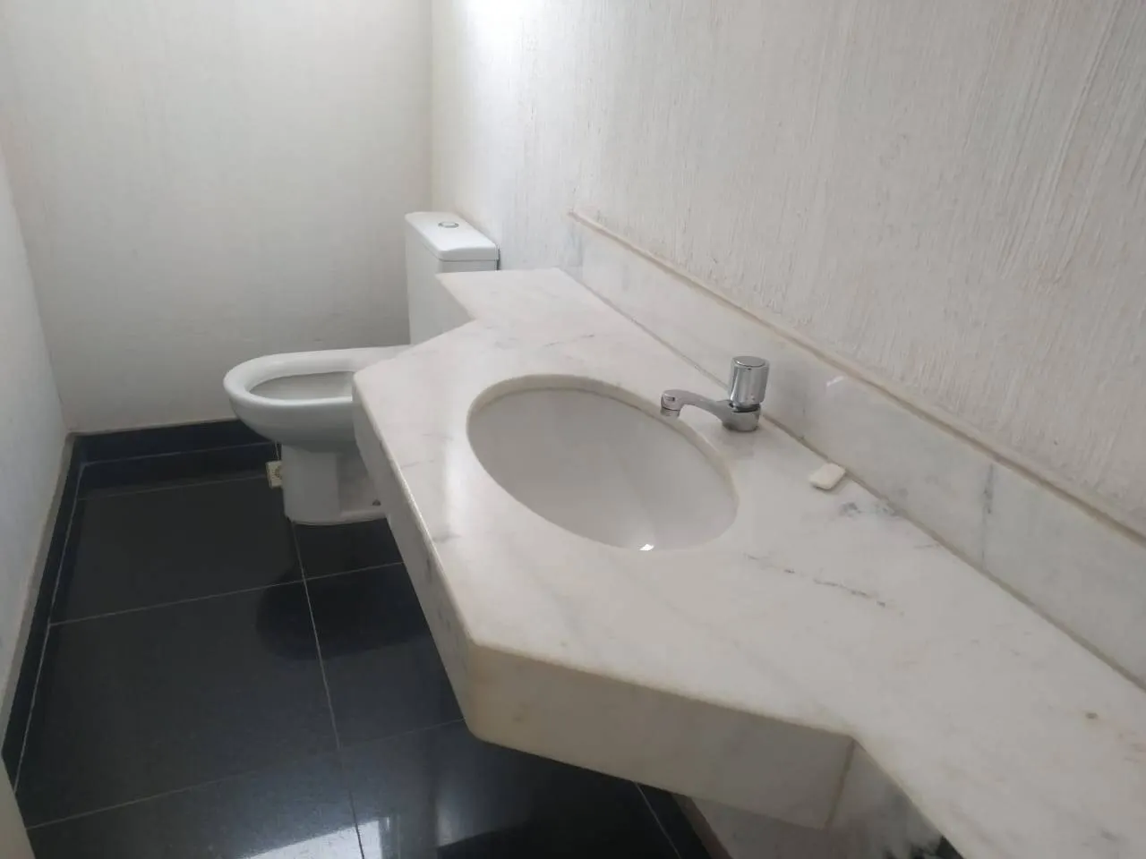 Cobertura Top com 4 quartos, 265 m² à venda em Sion. miniatura 18