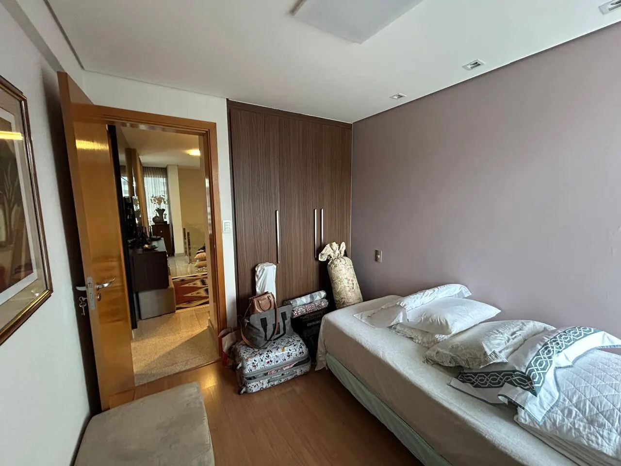 Apartamento com 200m², 4 quartos e 3 vagas. Serra. miniatura 7