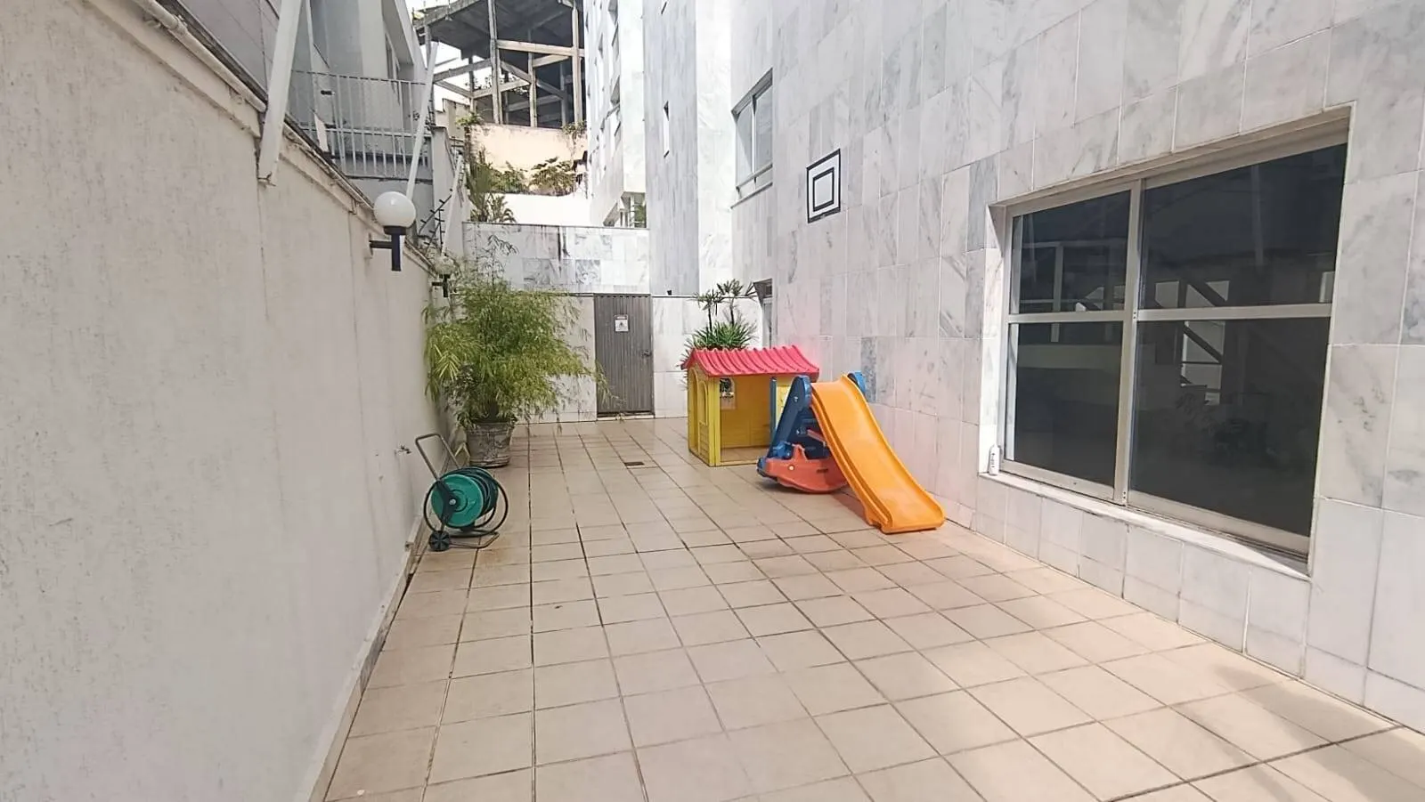 Apartamento à Venda no Bairro Sion – 140 m², foto 16