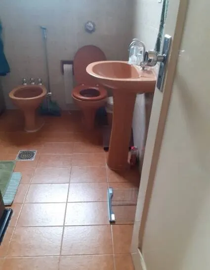 CASA COM 04 QUARTOS, 03 VAGAS, RUA PLANA NO BAIRRO SERRA, foto 14