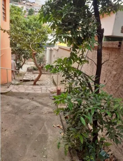 CASA COM 04 QUARTOS, 03 VAGAS, RUA PLANA NO BAIRRO SERRA, foto 20