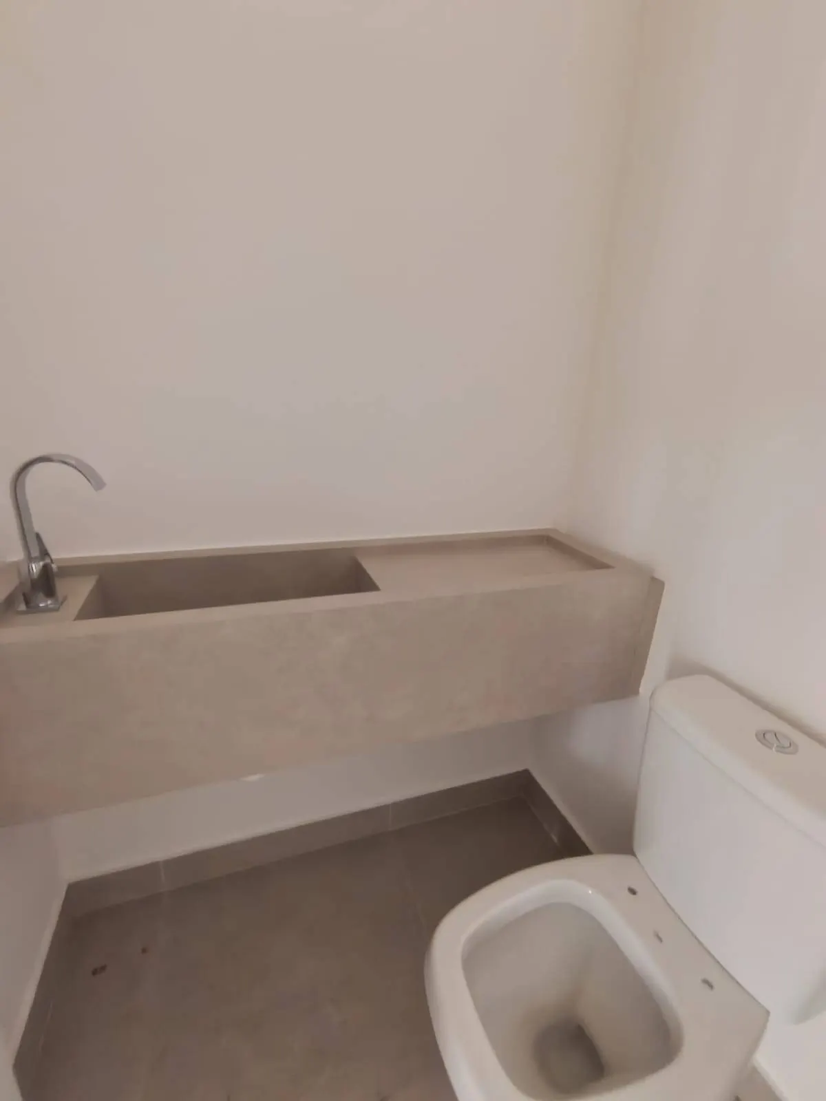 Apto com Área Privativa, 3 Quartos, 1 Suite e 2 Vagas Santo Agostinho. miniatura 9