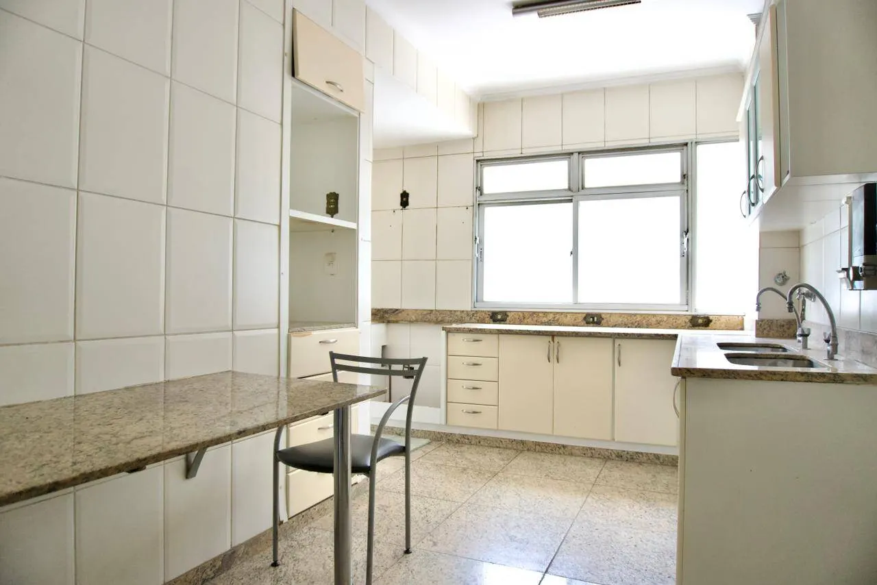 Apartamento à Venda em Lourdes | Em Frente à Praça da Assembleia |4 Quartos miniatura 18