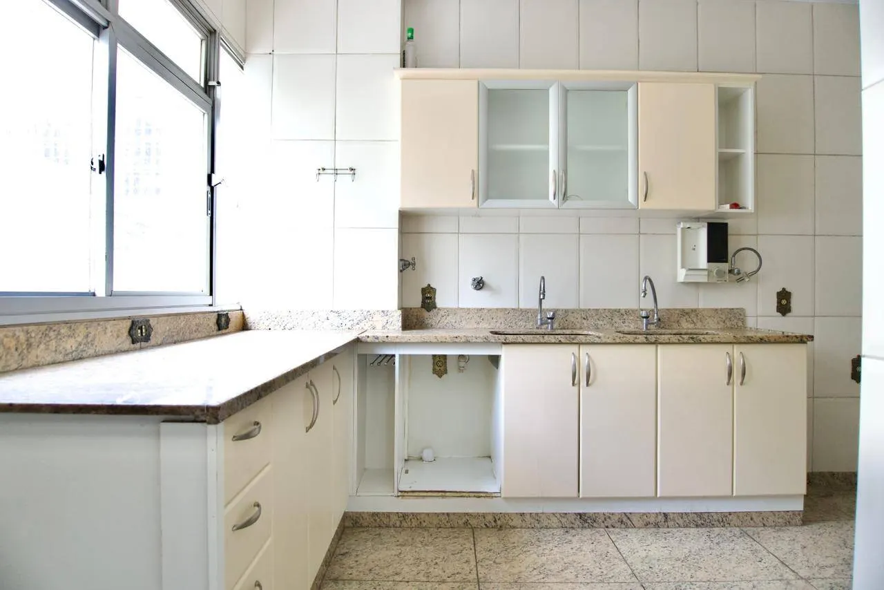 Apartamento à Venda em Lourdes | Em Frente à Praça da Assembleia |4 Quartos miniatura 19