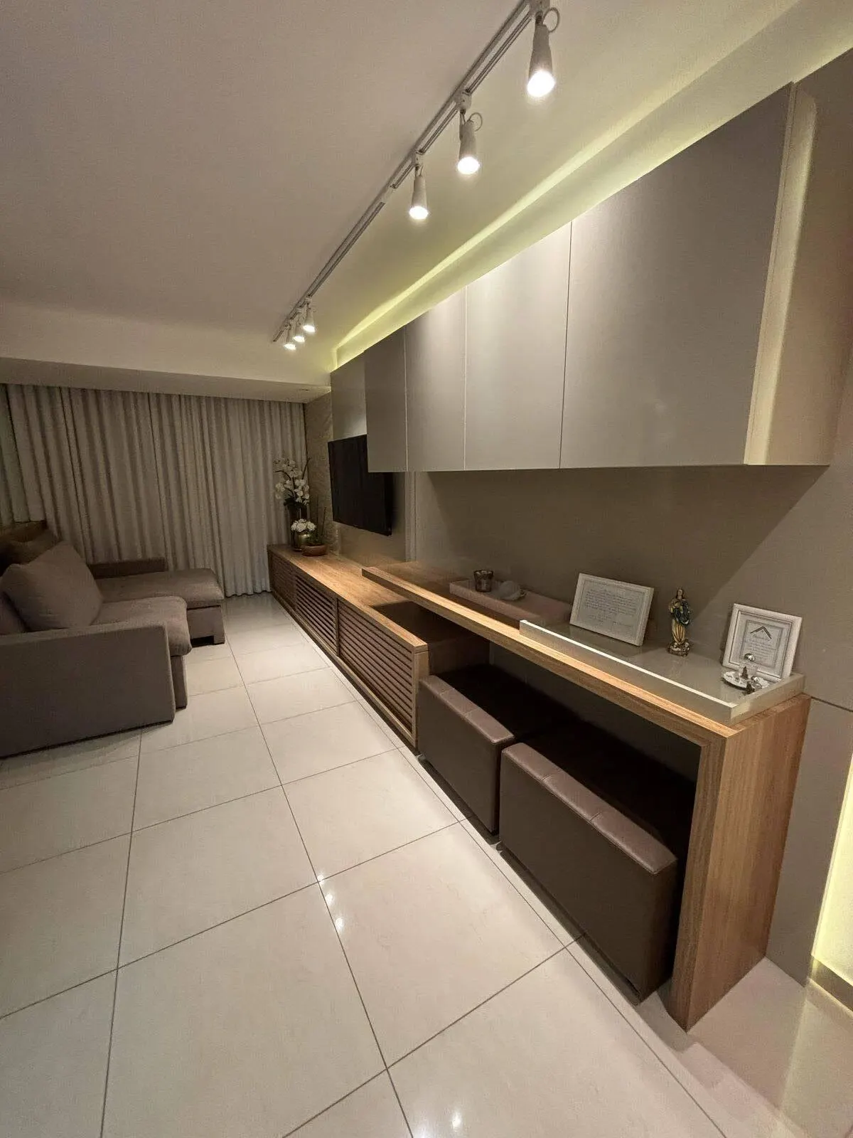 Apartamento 3 Quartos com Suíte, Varanda e 2 Vagas Santa Efigênia.