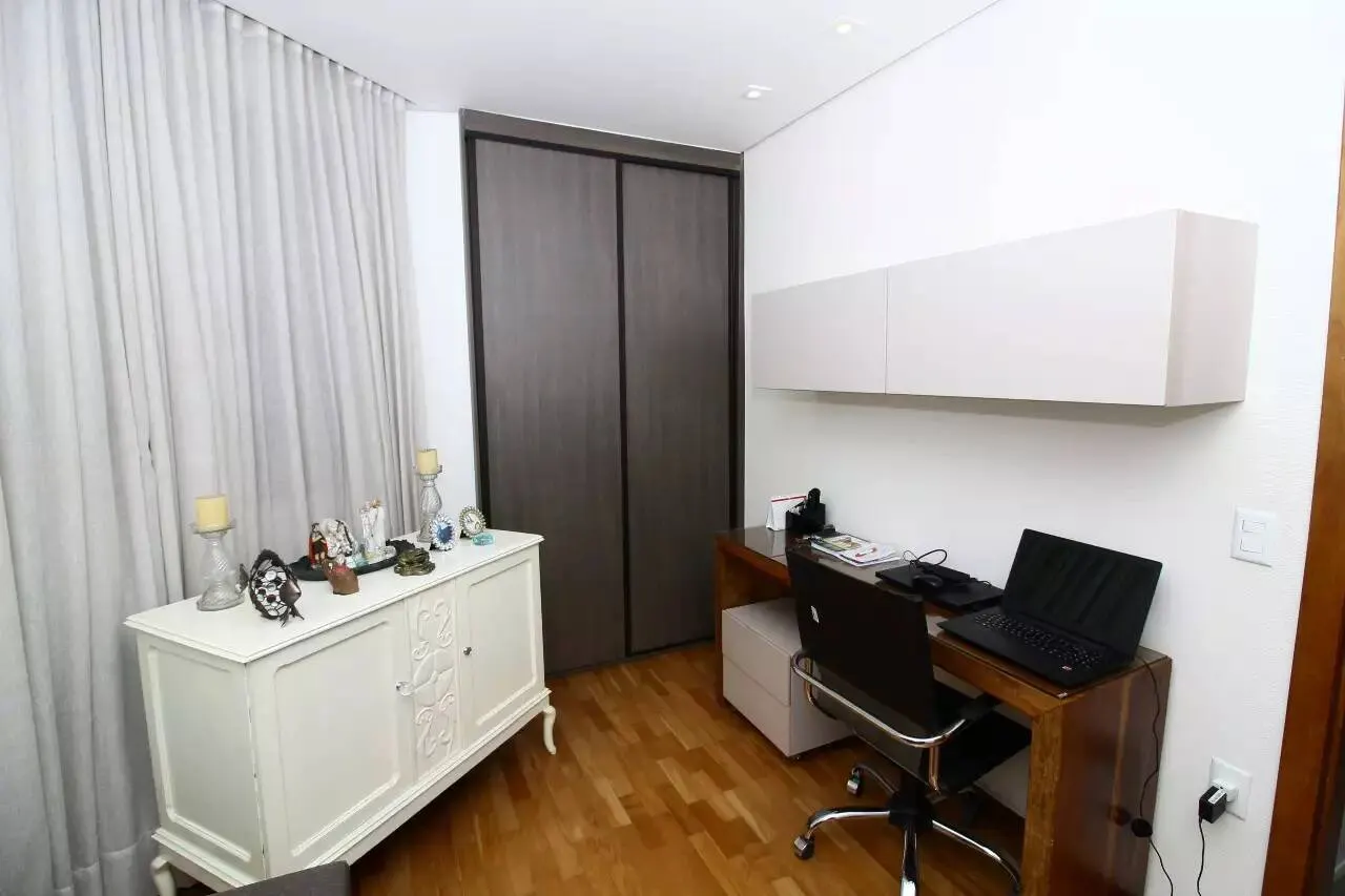 Área Privativa Reformada à Venda no Santo Antônio | 4 Quartos, Suíte. miniatura 11