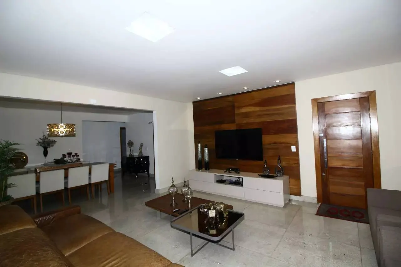 Área Privativa Reformada à Venda no Santo Antônio | 4 Quartos, Suíte. miniatura 6