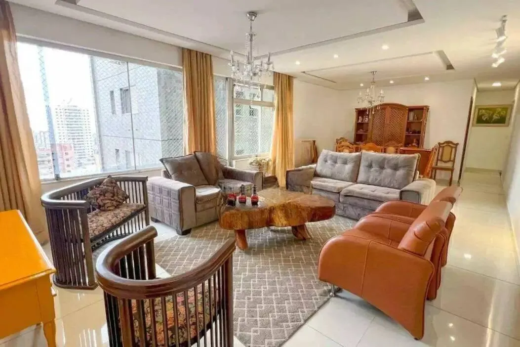 Apartamento à Venda no Santo Antônio | 4 Quartos, Suíte, 210m² e 3 Vagas miniatura 3