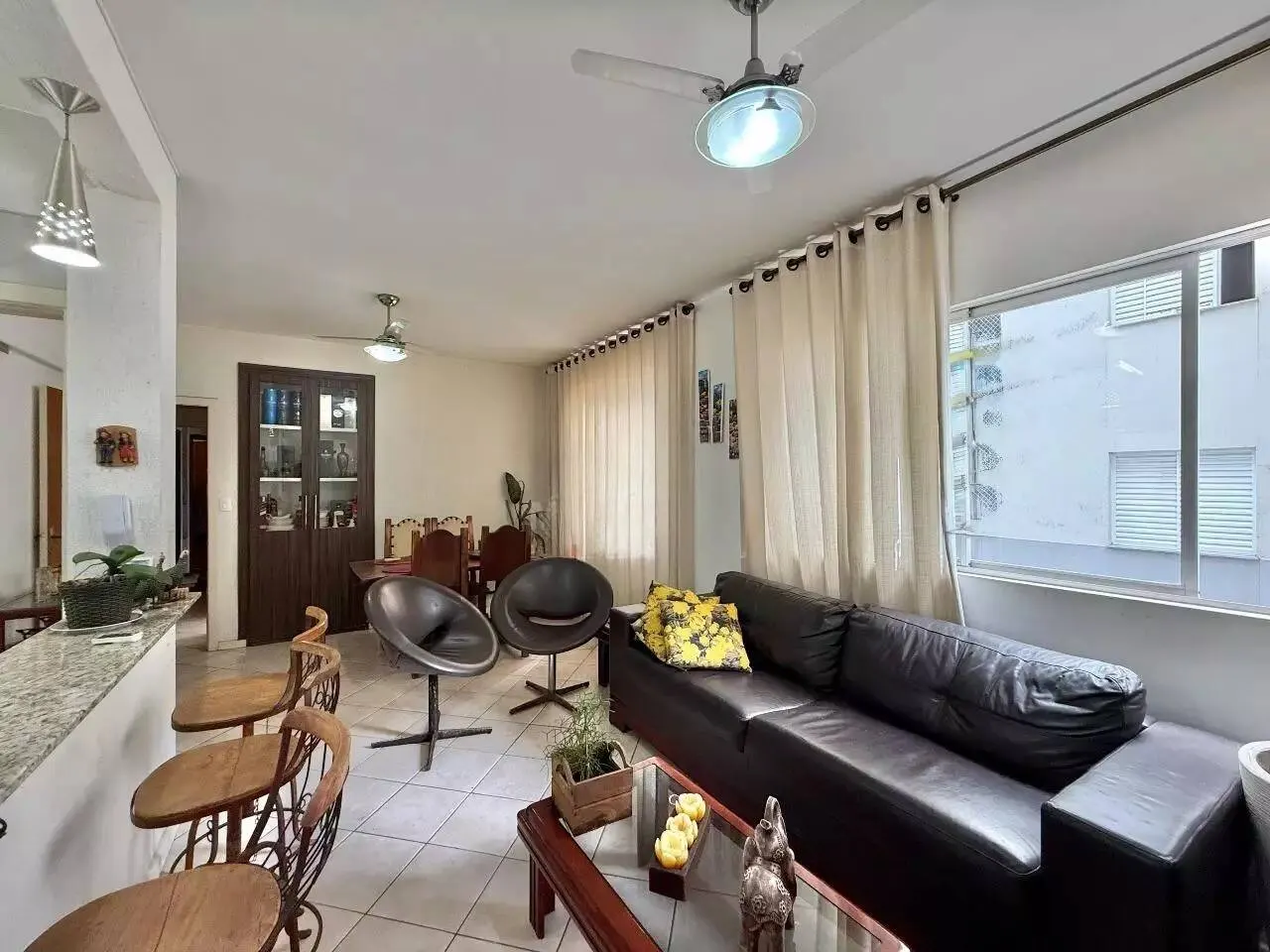 Apartamento com 3 Quartos, Suíte e 2 Vagas cabem 4 carros. Santo Antônio., foto 4