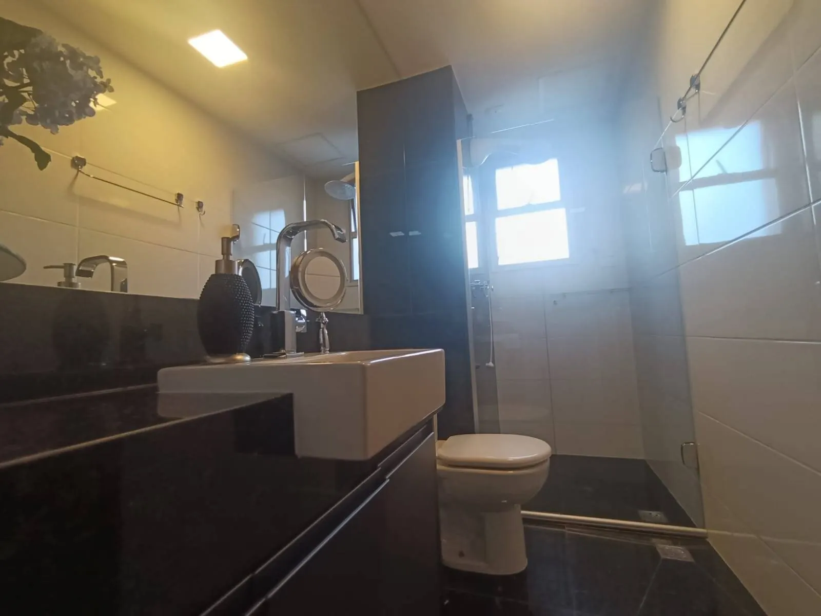 Apartamento à Venda no Lourdes | 2 Quartos | Suíte | 2 Vagas, foto 9