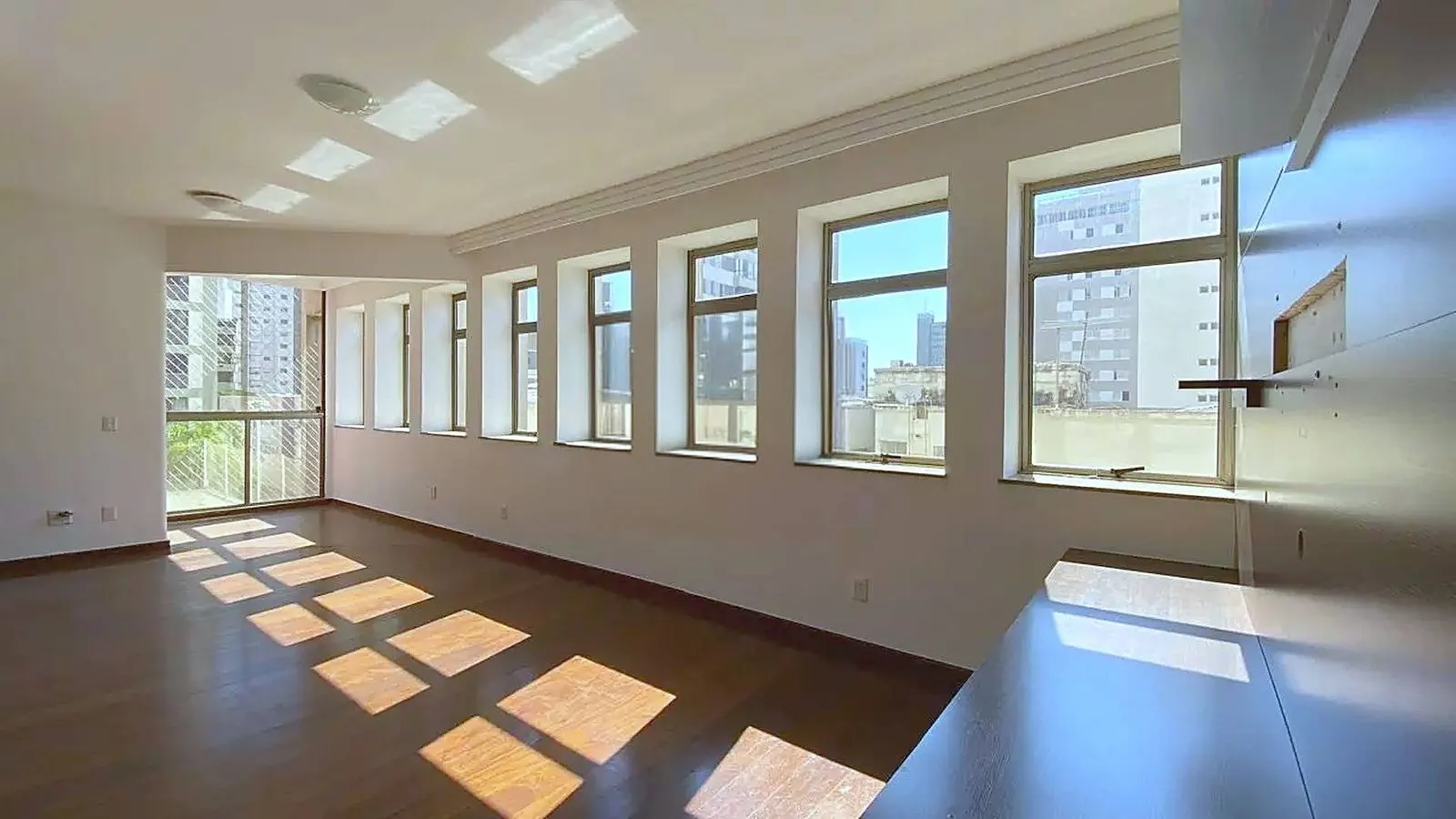 Apartamento com 3 Quartos à Venda no Funcionários | 115 m² | 1 Suíte |2 Vgs miniatura 2