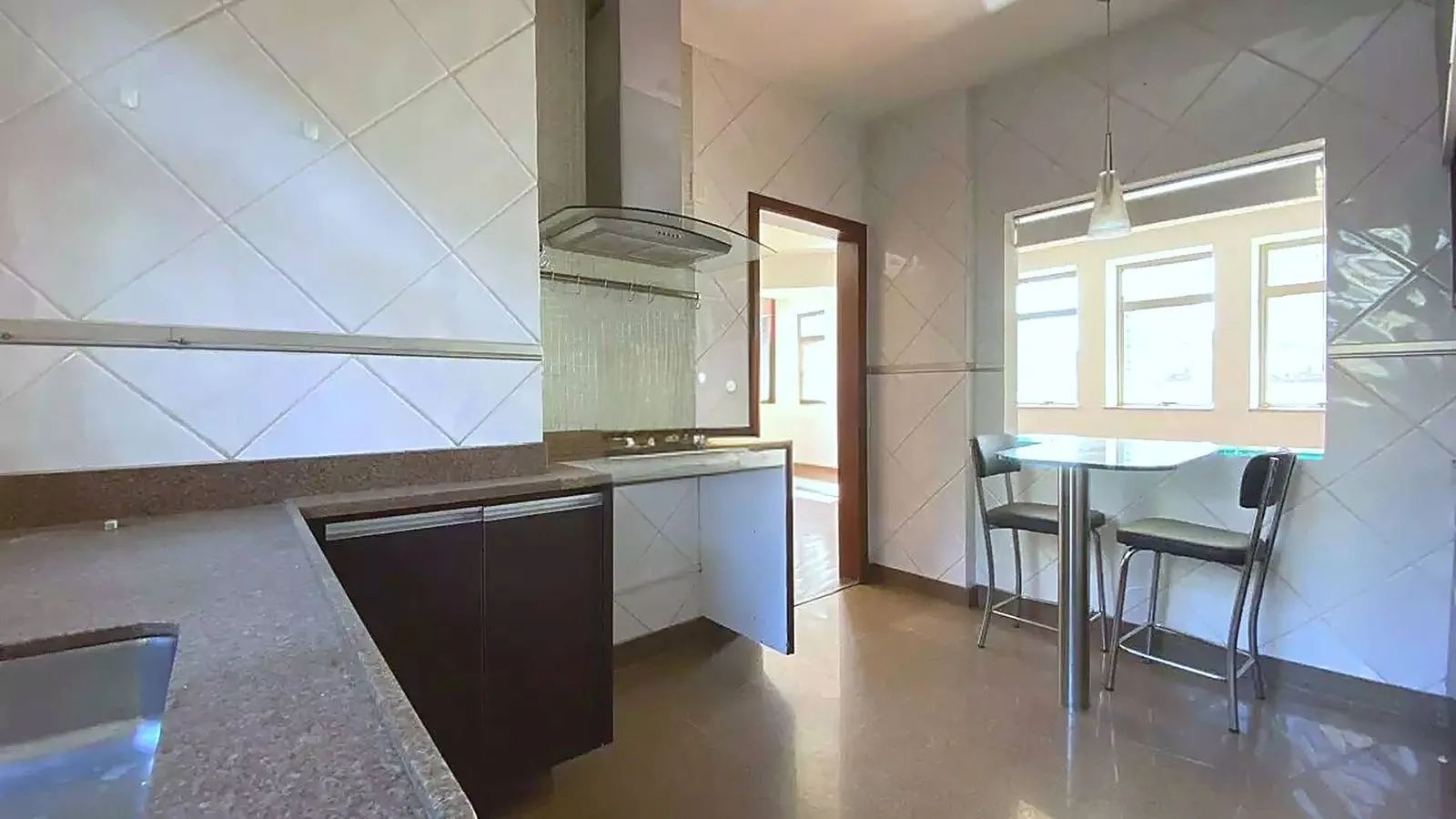 Apartamento com 3 Quartos à Venda no Funcionários | 115 m² | 1 Suíte |2 Vgs miniatura 15