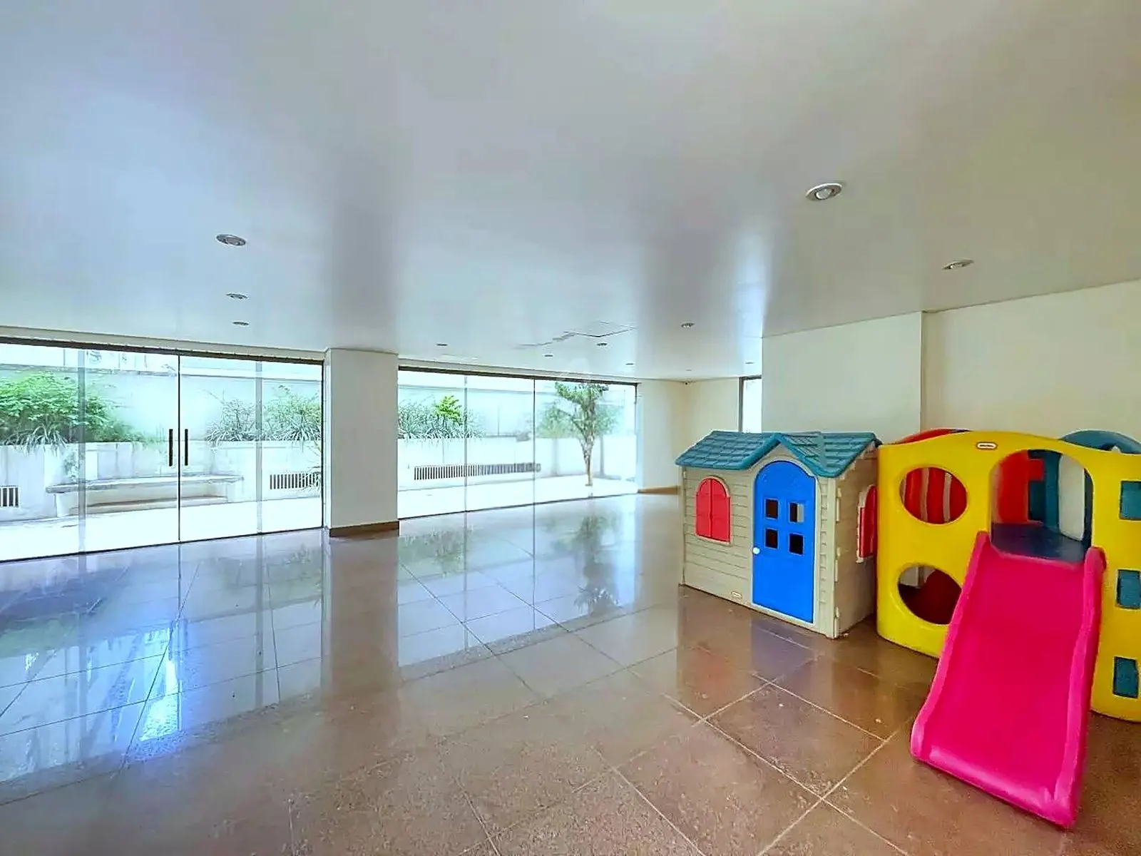Apartamento com 3 Quartos à Venda no Funcionários | 115 m² | 1 Suíte |2 Vgs miniatura 20