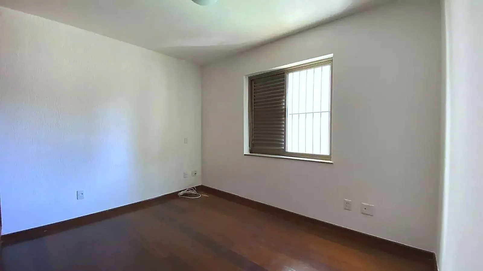 Apartamento com 3 Quartos à Venda no Funcionários | 115 m² | 1 Suíte |2 Vgs miniatura 8