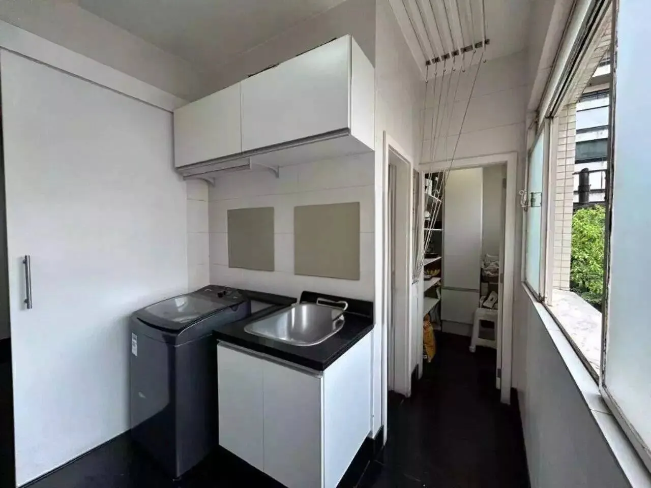 Apartamento 4 Quartos Suíte 3 Vagas Lourdes - Premium. miniatura 14