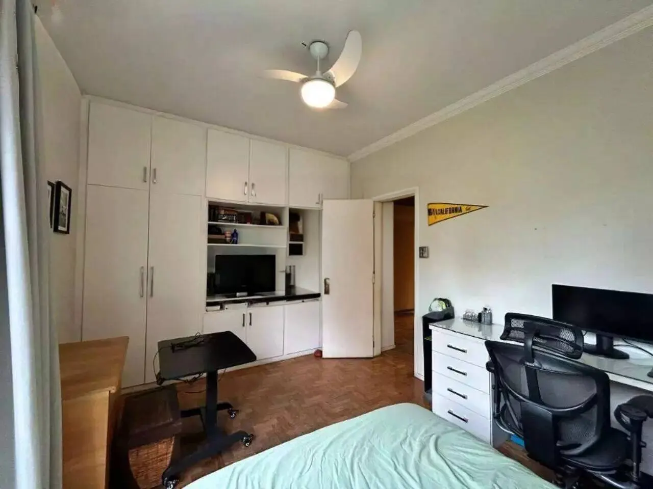 Apartamento 4 Quartos Suíte 3 Vagas Lourdes - Premium. miniatura 5