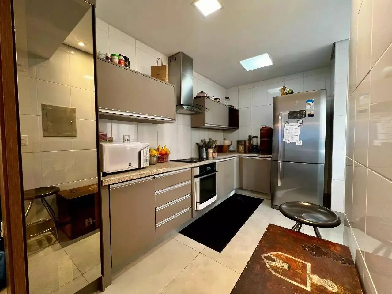 Apartamento 3 Quartos Suíte Lourdes - Rua Plana - Piscina. miniatura 11