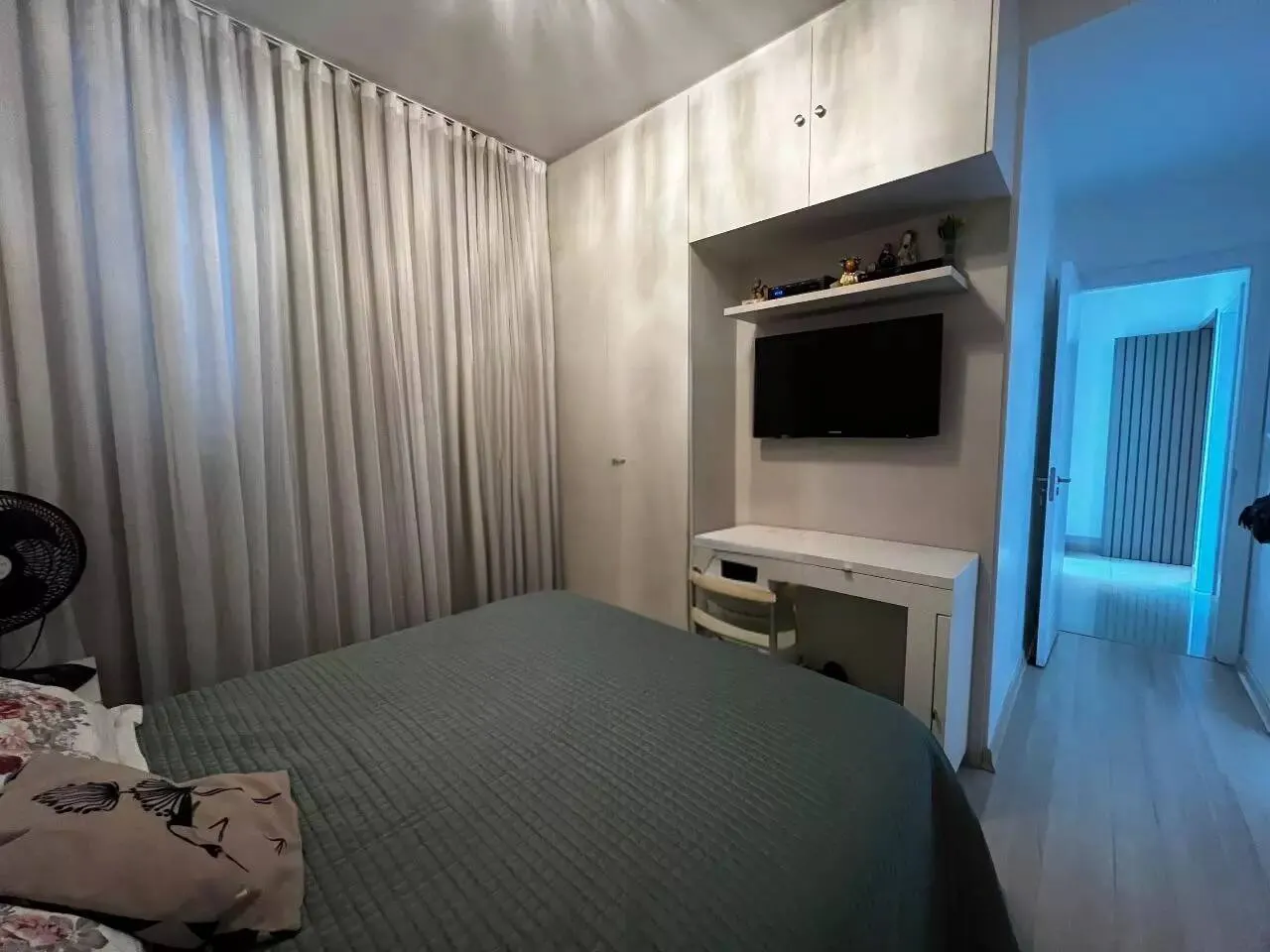 Apartamento 3 Quartos Suíte Lourdes - Rua Plana - Piscina. miniatura 4